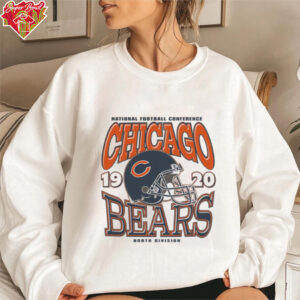 Chicago Bears Classic Team Helmet Long Sleeve T Shirt