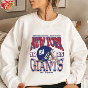 New York Giants Classic Team Helmet Long Sleeve T Shirt