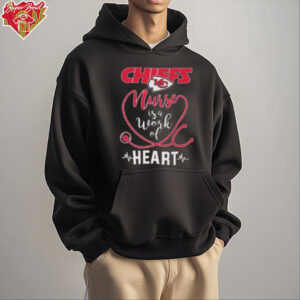 Kansas City Chiefs NFL Nurse Is A Work Of Heart Unisex T Shirt