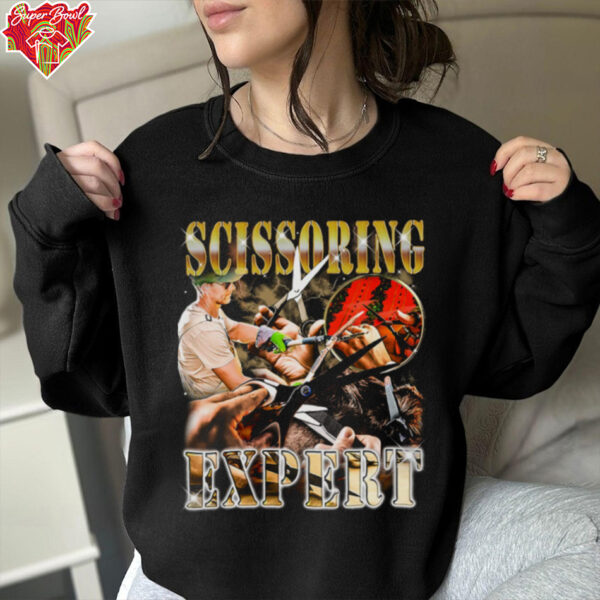 Scissoring Expert shirt