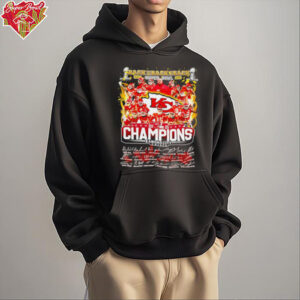 Coach Andy Reid and Players Kansas City Chiefs Back to Back to Back Super Bowl Trophy 2024 25 Signatures shirt