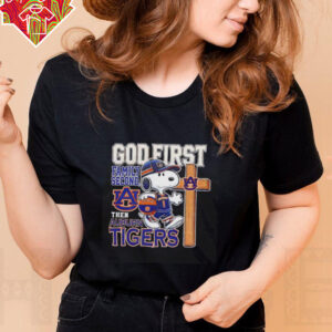 Snoopy walking God first family second then Auburn Tigers shirt