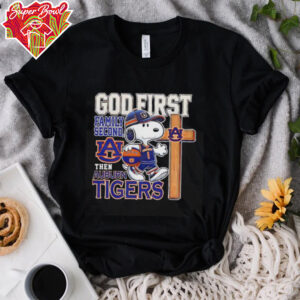 Snoopy walking God first family second then Auburn Tigers shirt